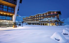 Gudauri Hills Apart Hotel